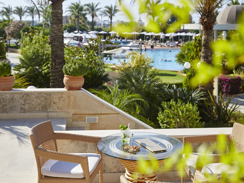 Minoa Palace Resort & Spa