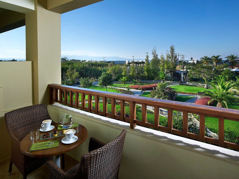 Minoa Palace Resort & Spa