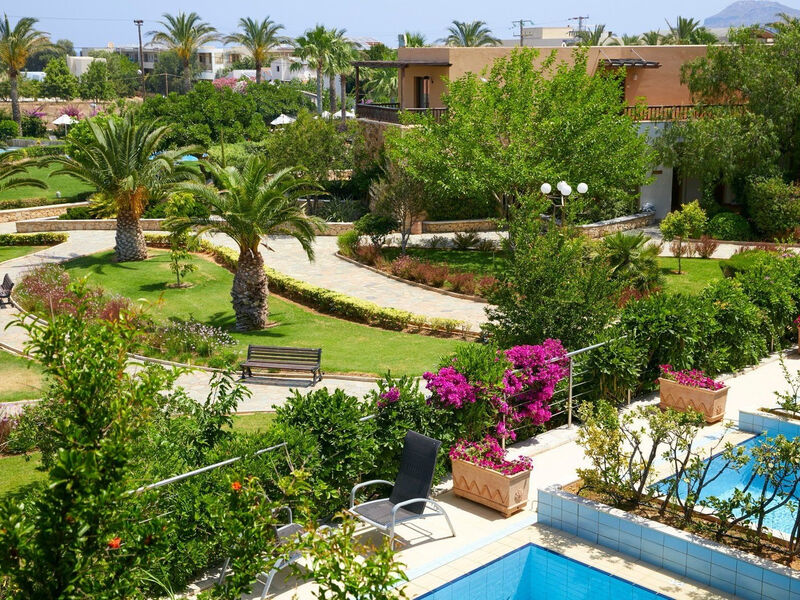 Minoa Palace Resort & Spa