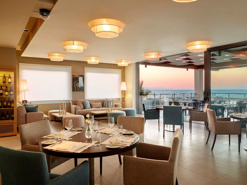 Minoa Palace Resort & Spa