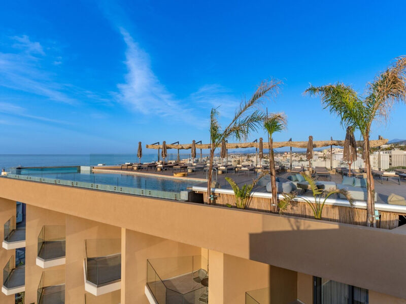 Minos Ambassador Suite Hotel & Spa