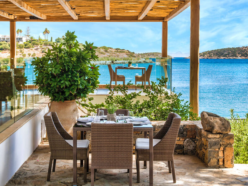 Minos Beach