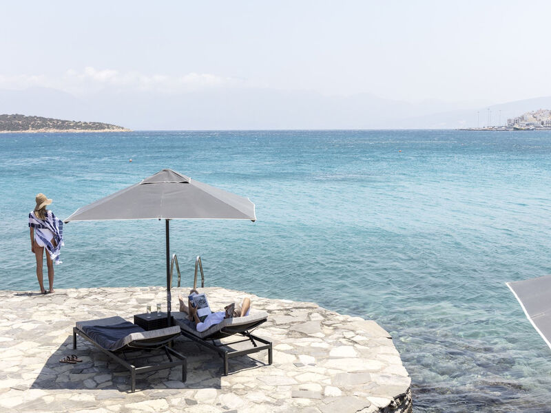 Minos Beach Art Hotel