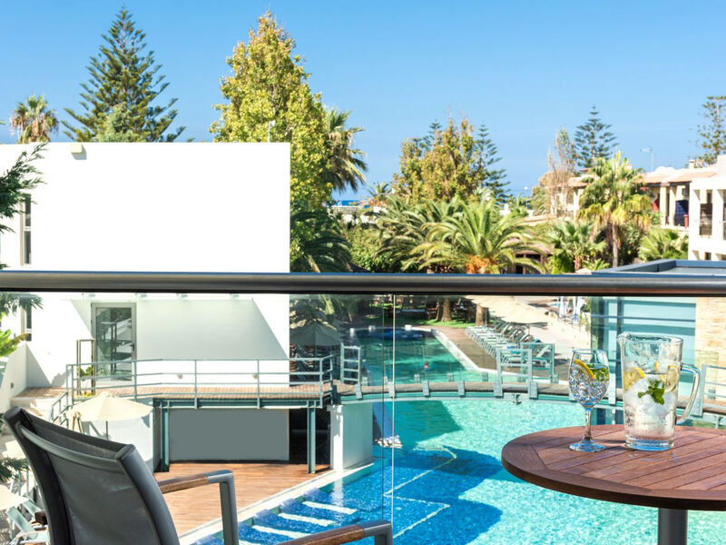 Minos Mare Royal