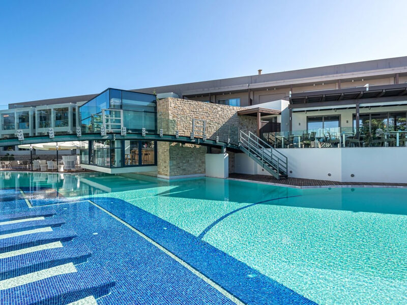 Minos Mare Royal