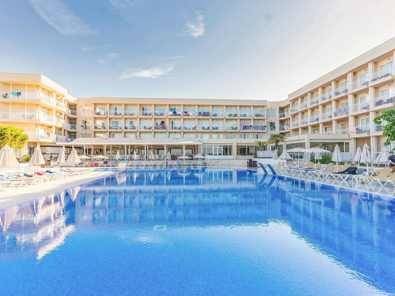 Minura Sur Menorca & Waterpark