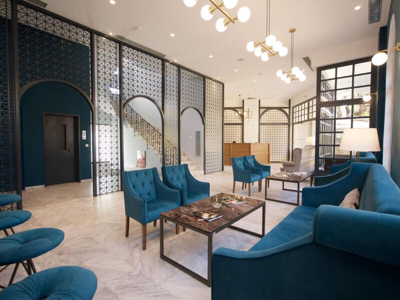 Mirabel City Center Hotel