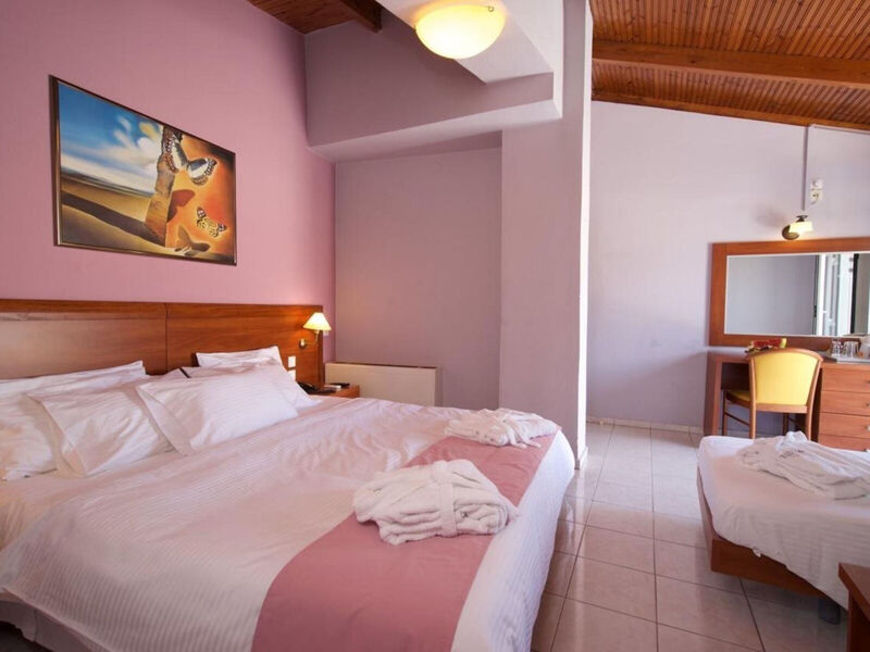 Mirabel City Center Hotel