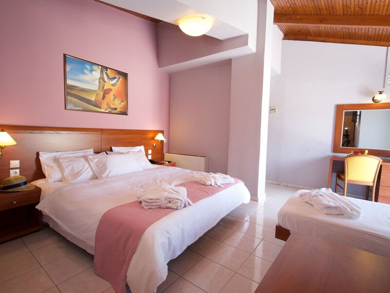 Mirabel City Center Hotel