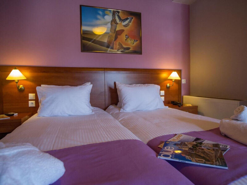 Mirabel City Center Hotel