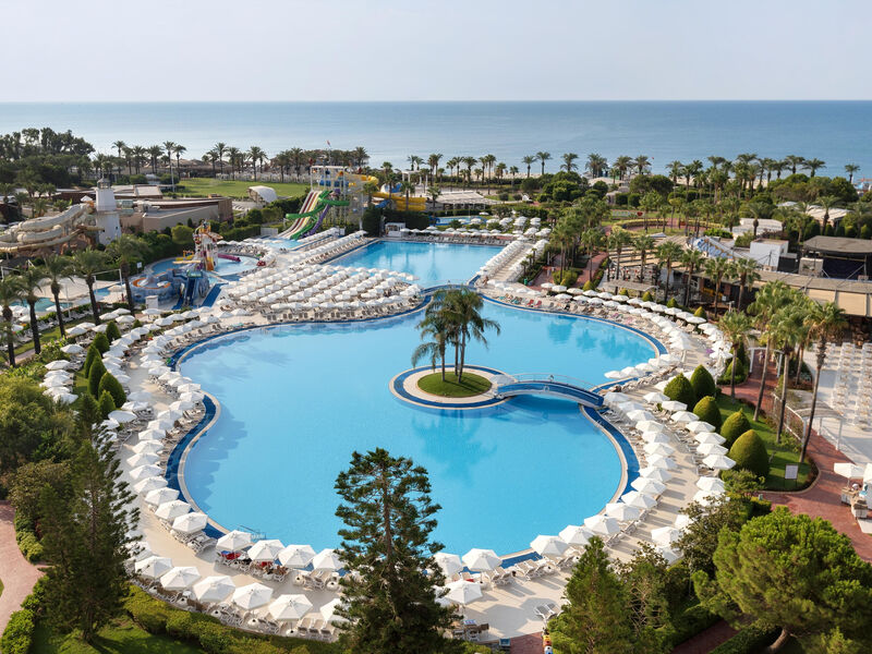 Miracle Resort