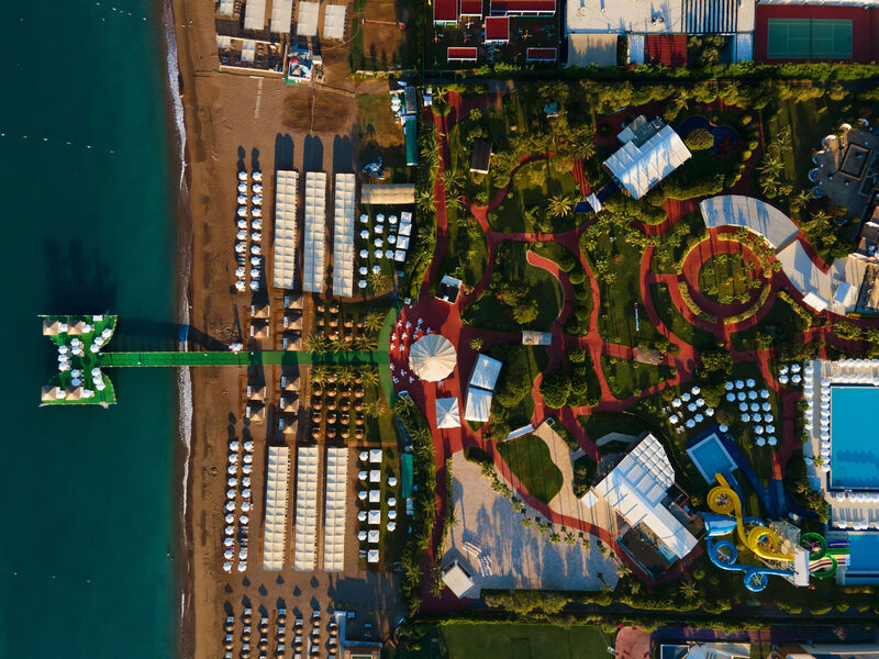 Miracle Resort