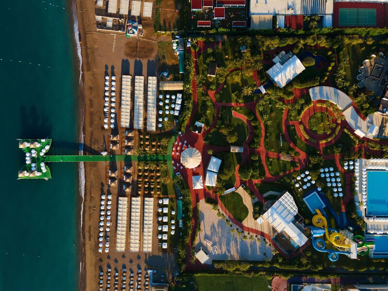 Miracle Resort
