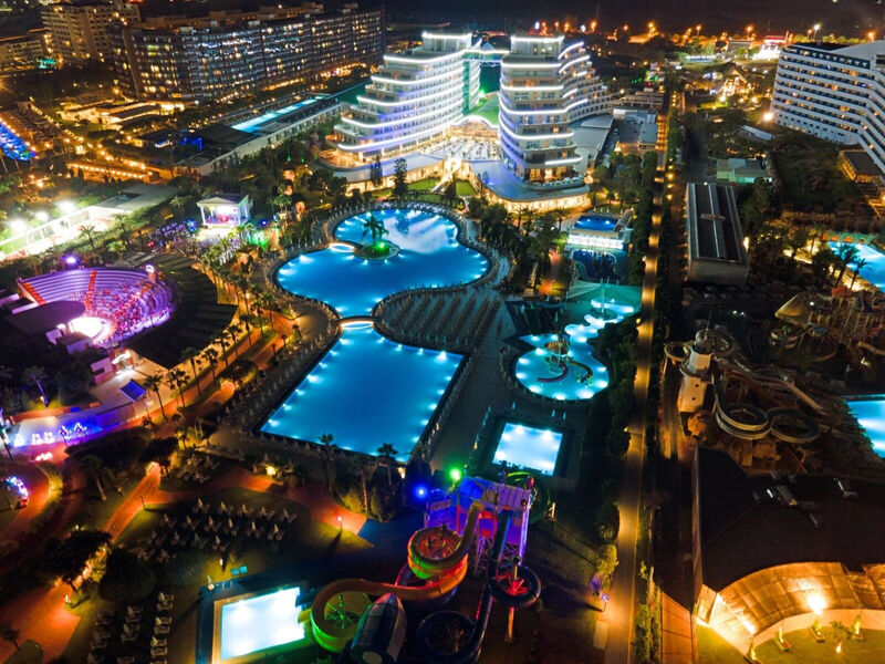 Miracle Resort