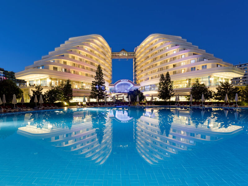 Miracle Resort