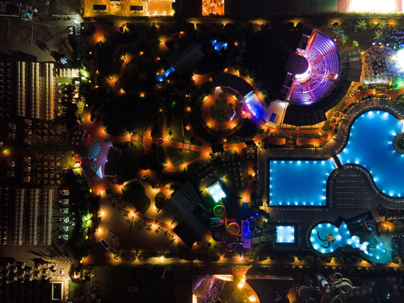 Miracle Resort