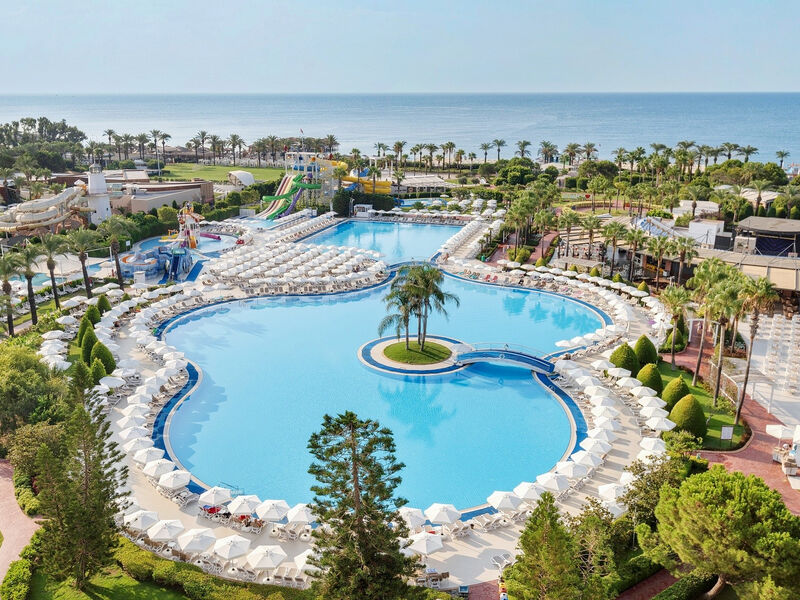 Miracle Resort