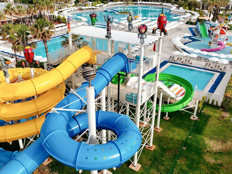 Miracle Resort