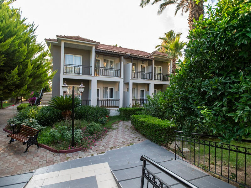 Miramor Garden Resort