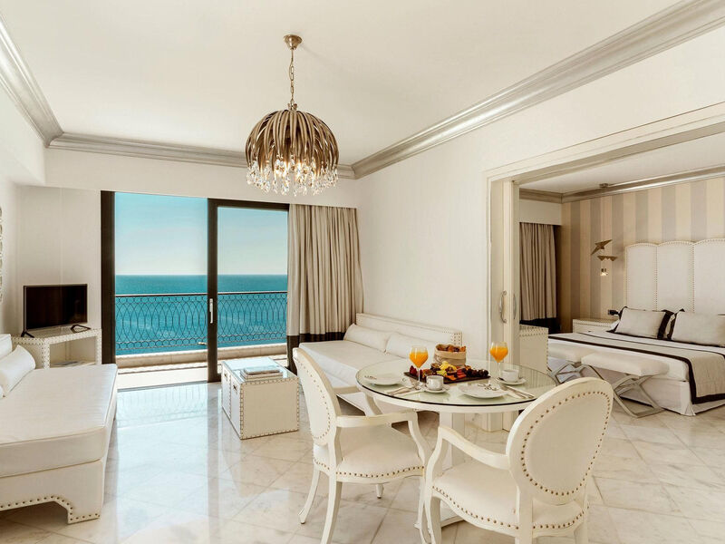 Mitsis Alila Resort & Spa