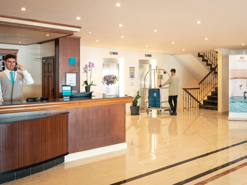 Mitsis Petit Palais Beach