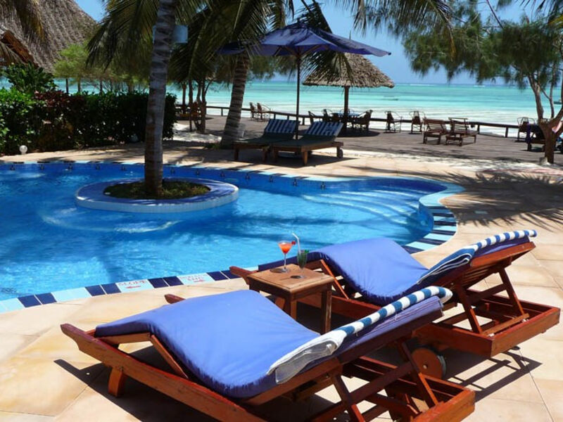 Mnarani Beach Cottages