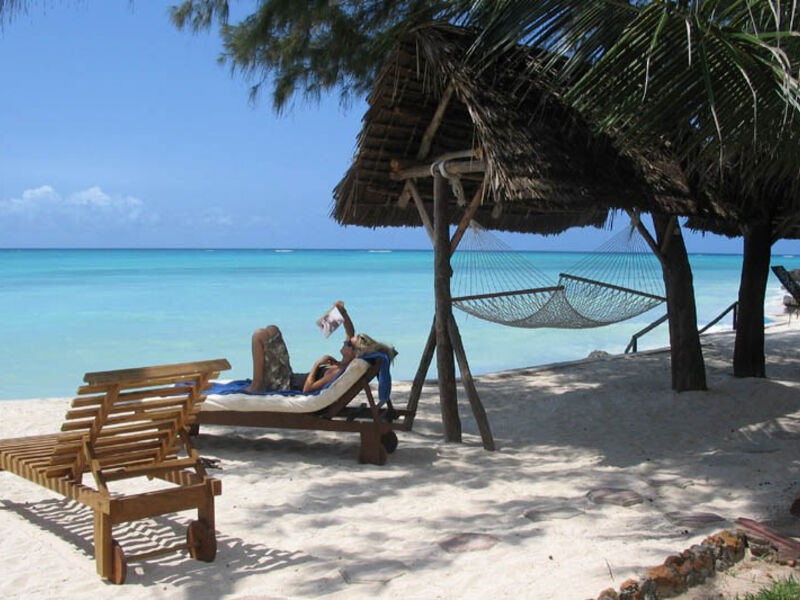 Mnarani Beach Cottages