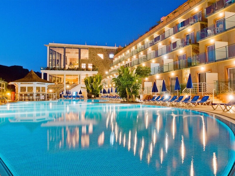 Mogan Princess & Beach Club