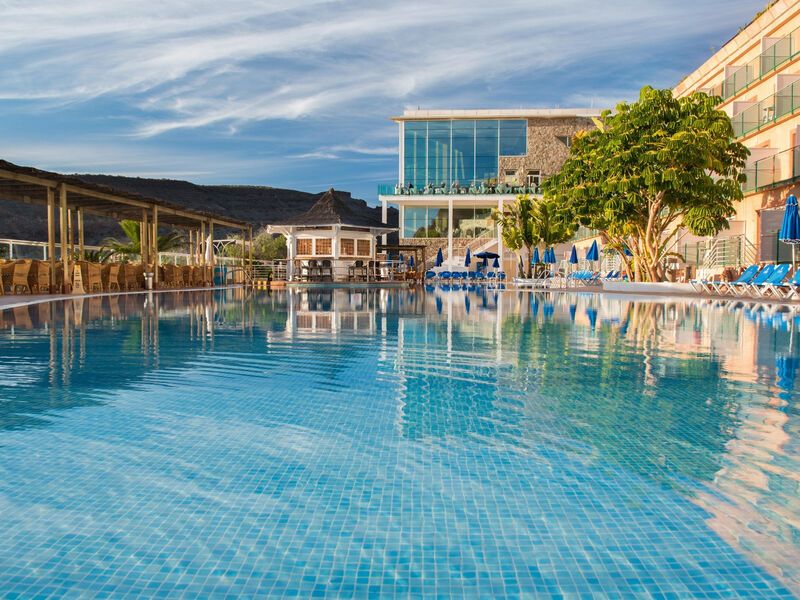 Mogan Princess & Beach Club