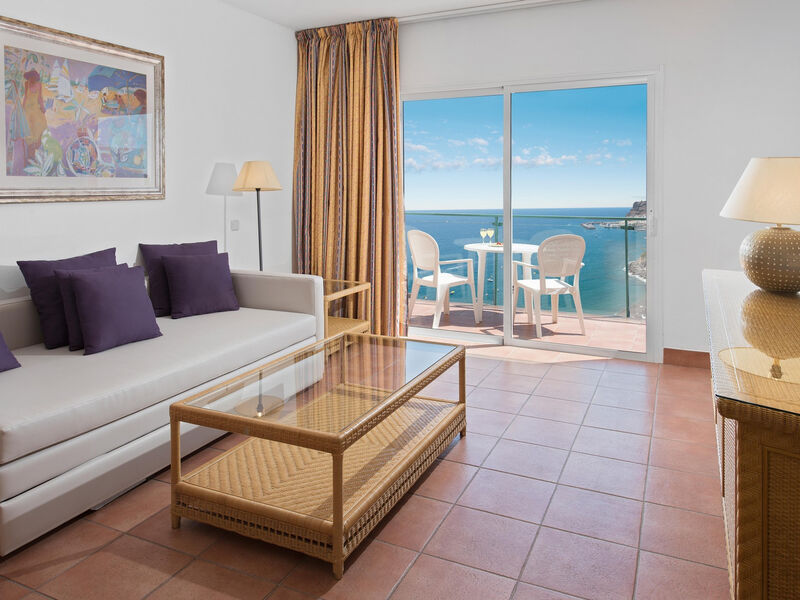 Mogan Princess & Beach Club