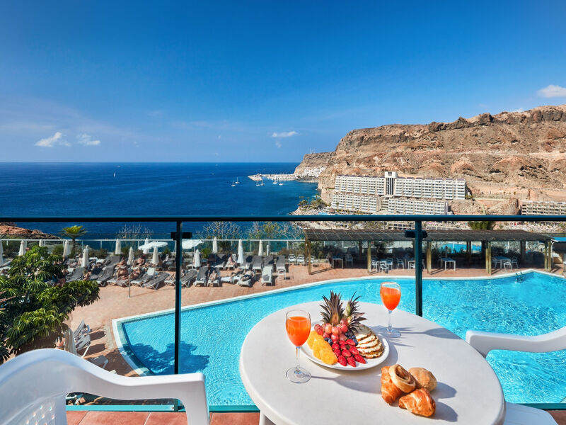 Mogan Princess & Beach Club