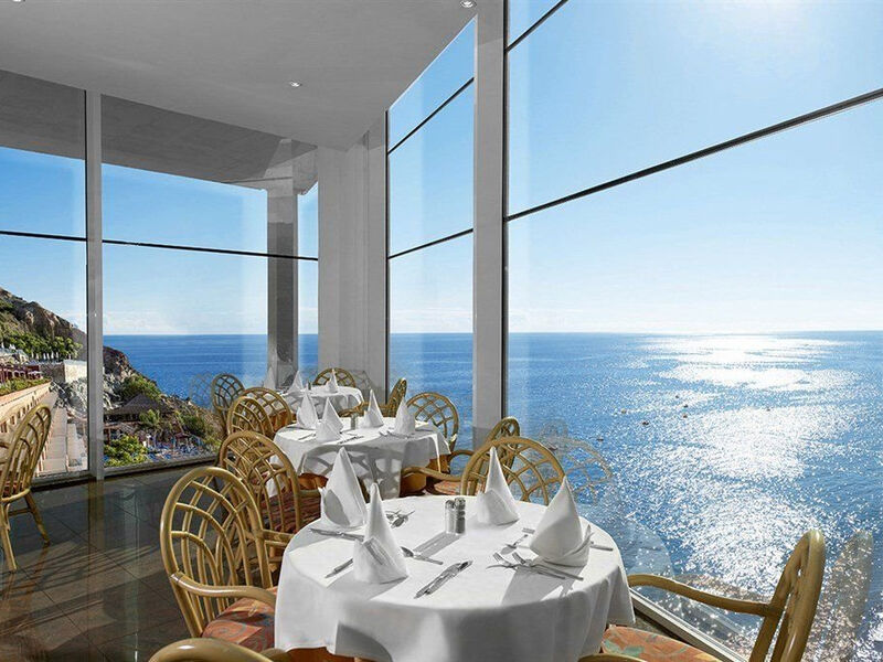 Mogan Princess & Beach Club