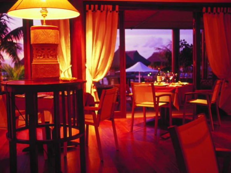 Moorea Pearl Beach