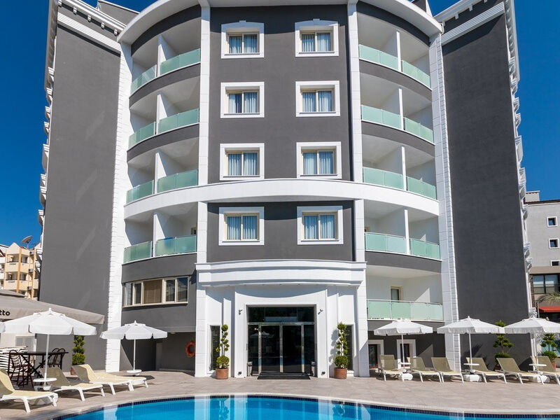 Motto Premium And Spa