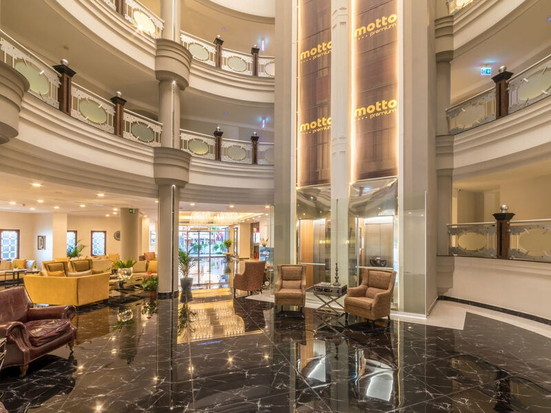 Motto Premium And Spa
