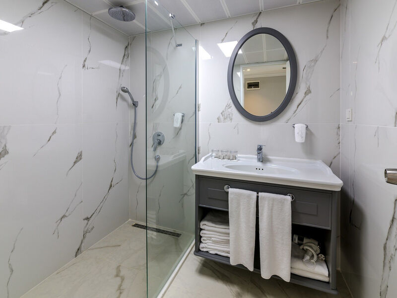 Motto Premium And Spa