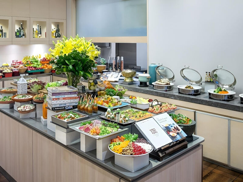 Movenpick Bur Dubai