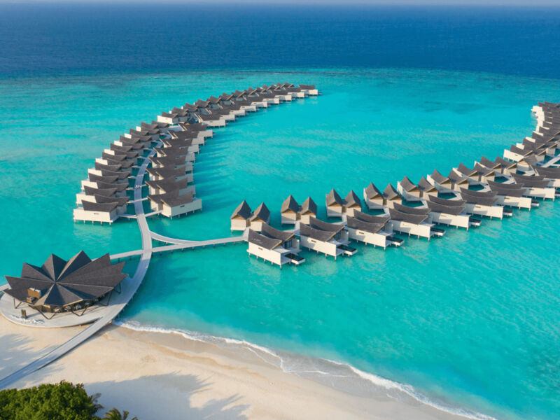 Mövenpick Resort Kuredhivaru