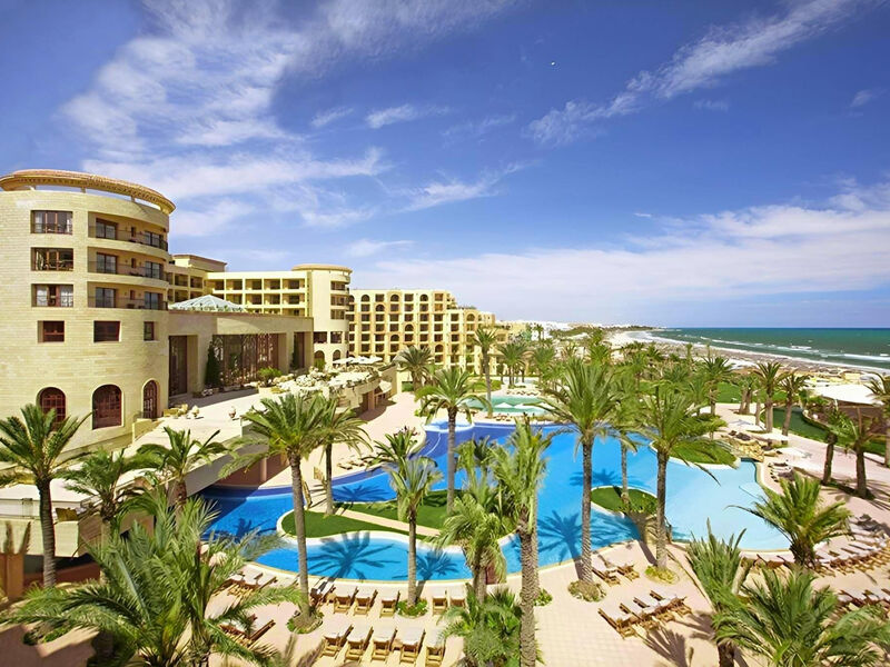 Mövenpick Resort & Marine Spa