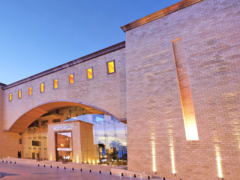 Mövenpick Resort & Marine Spa