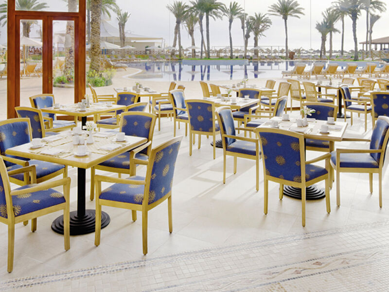 Mövenpick Resort & Marine Spa
