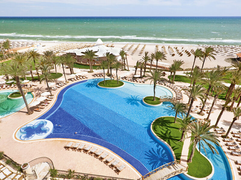 Mövenpick Resort & Marine Spa