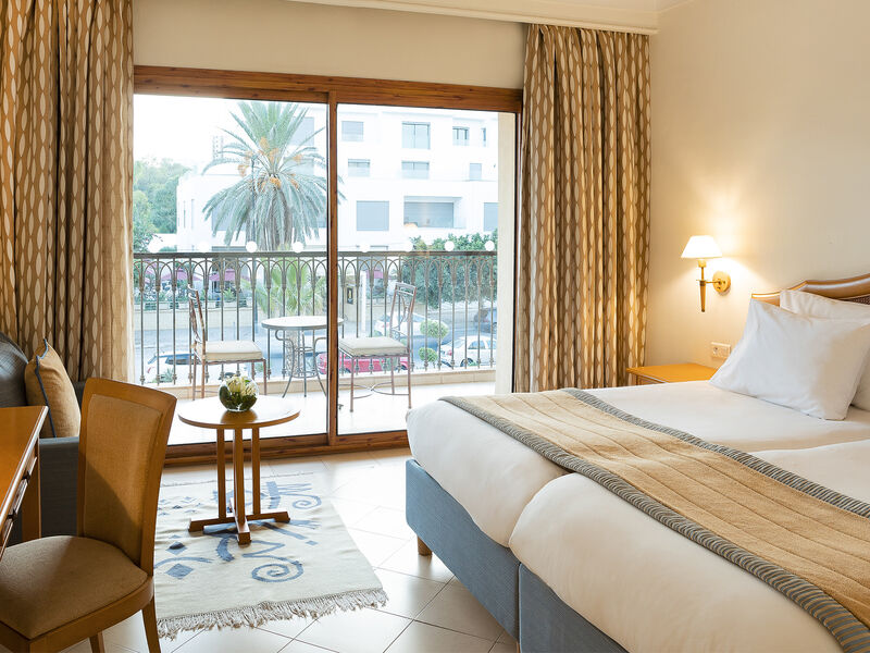 Mövenpick Resort & Marine Spa