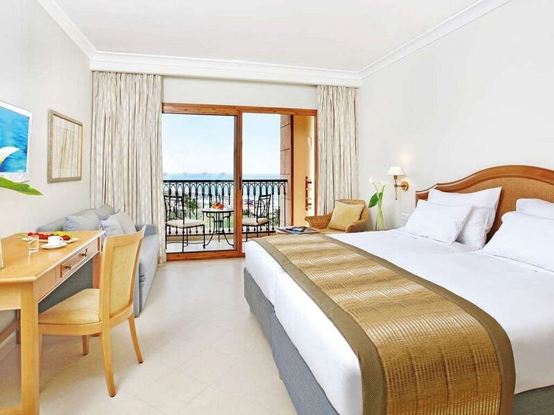 Mövenpick Resort & Spa