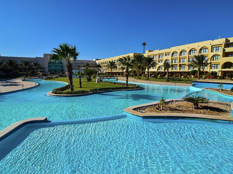 Movenpick Resort