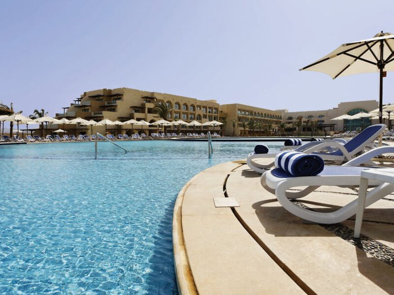 Movenpick Resort Soma Bay