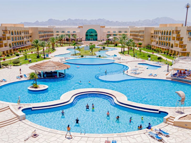 Mövenpick Waterpark Resort & Spa Soma Bay