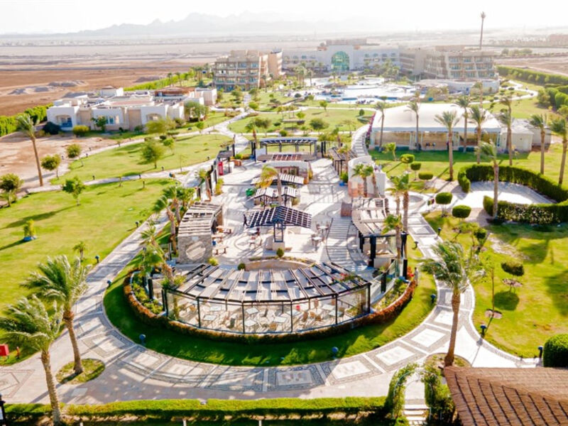 Mövenpick Waterpark Resort & Spa Soma Bay