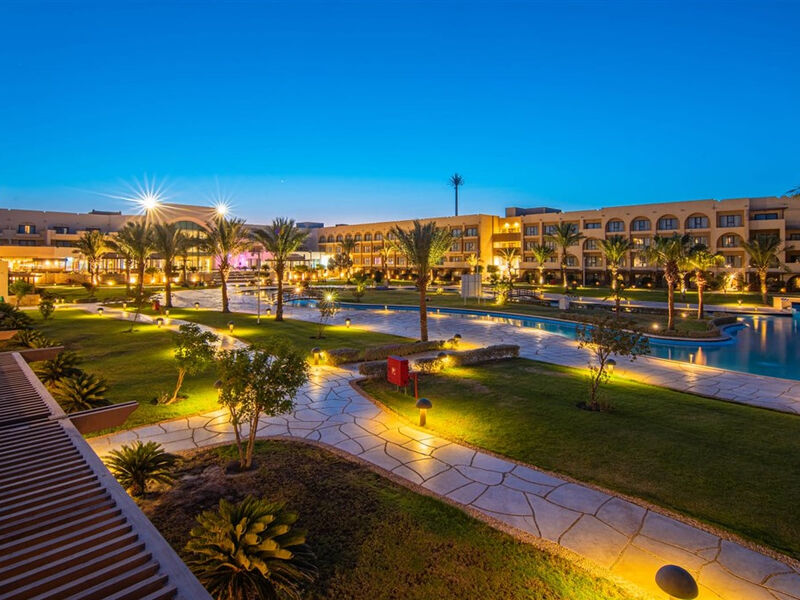 Mövenpick Waterpark Resort & Spa Soma Bay