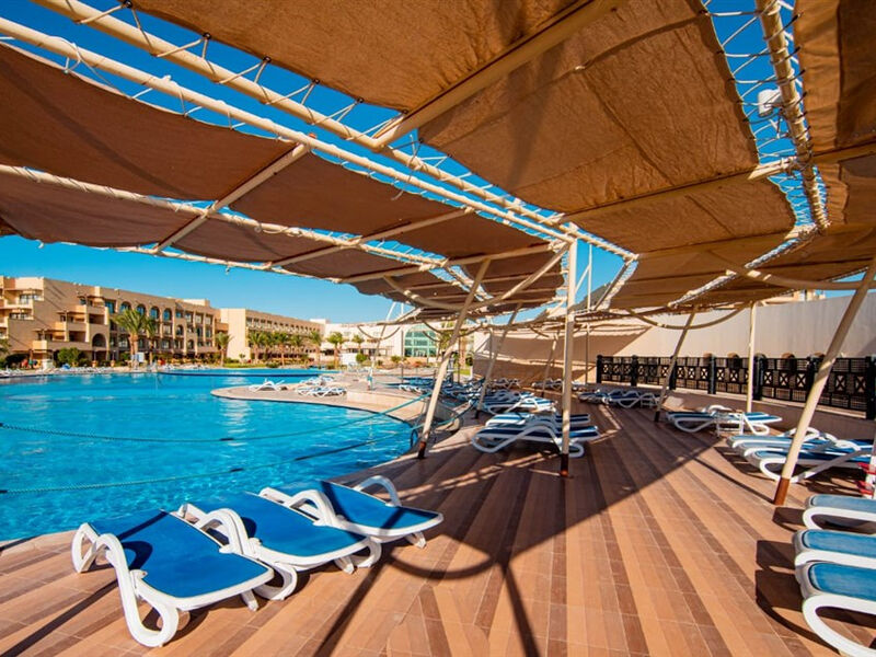Mövenpick Waterpark Resort & Spa Soma Bay